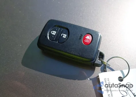 2013 Toyota Prius V Two from USA, damaged, VIN JTDZN3EU1D3209239